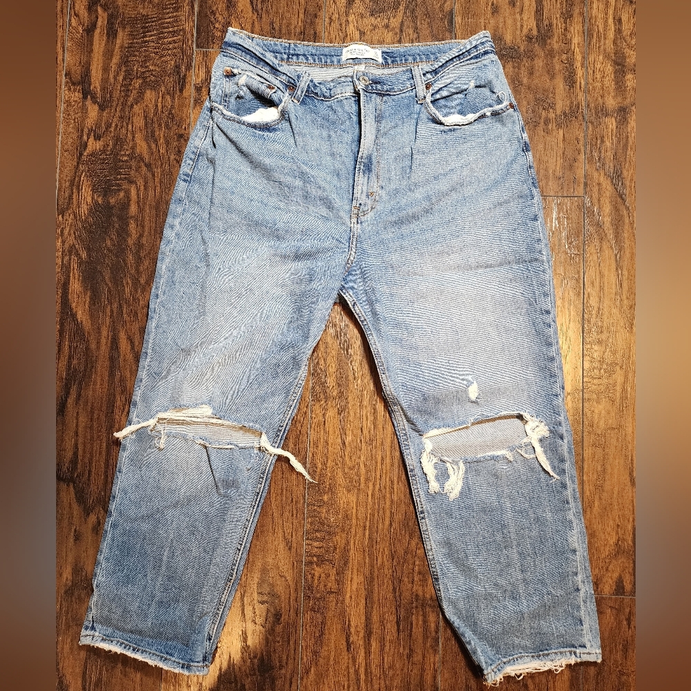Abercrombie & Fitch The Ankle Straight Ultra High Rise Jeans